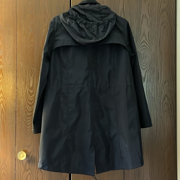 Mondetta long sleeved navy blue outdoor project windbreaker jacket. Size Medium - Picture 8 of 14